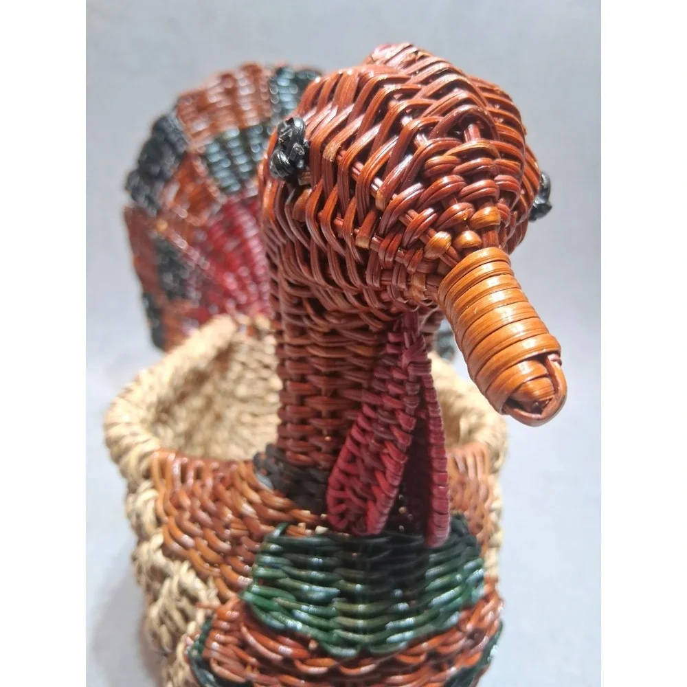 Vintage Woven Rattan Wicker Turkey Basket Thanksgiving Autumn Fall Decor